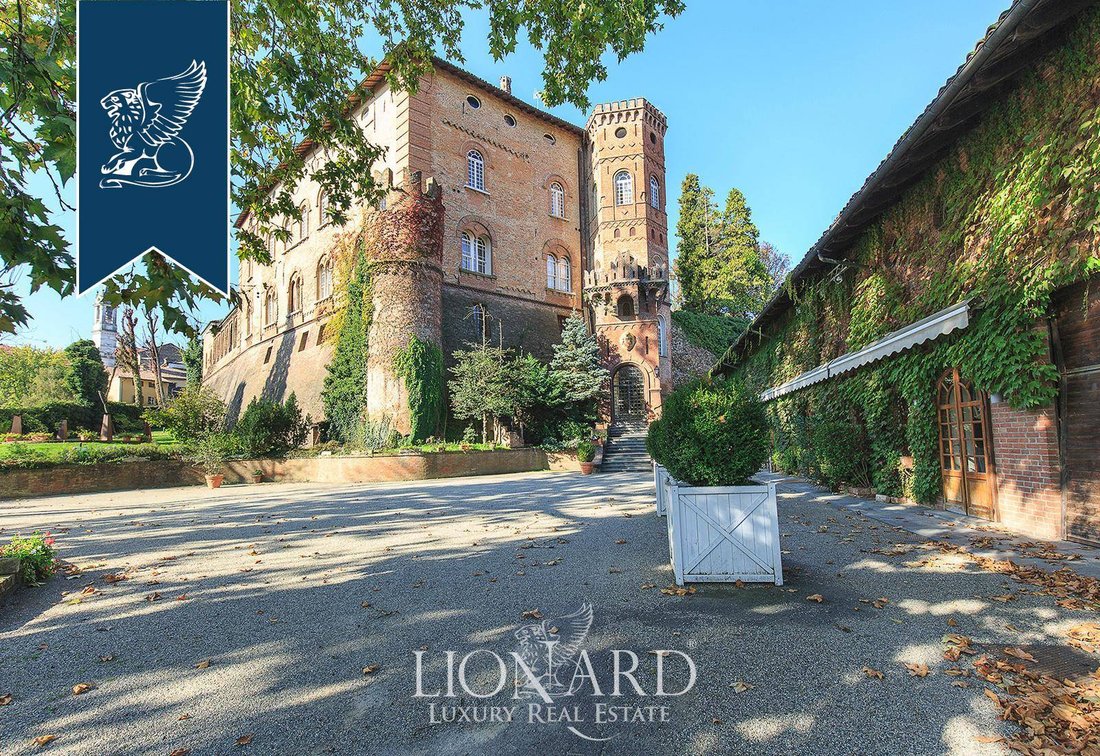 Villa in Oviglio, Piedmont, Italy 2 - 10918435