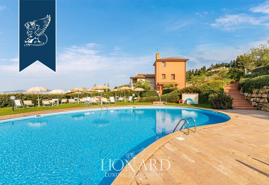 Villa in Gambassi Terme, Tuscany, Italy 5 - 10918749