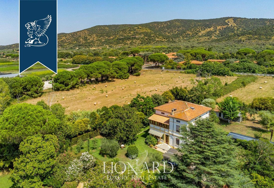 Villa in Orbetello Scalo, Tuscany, Italy 2 - 11127211