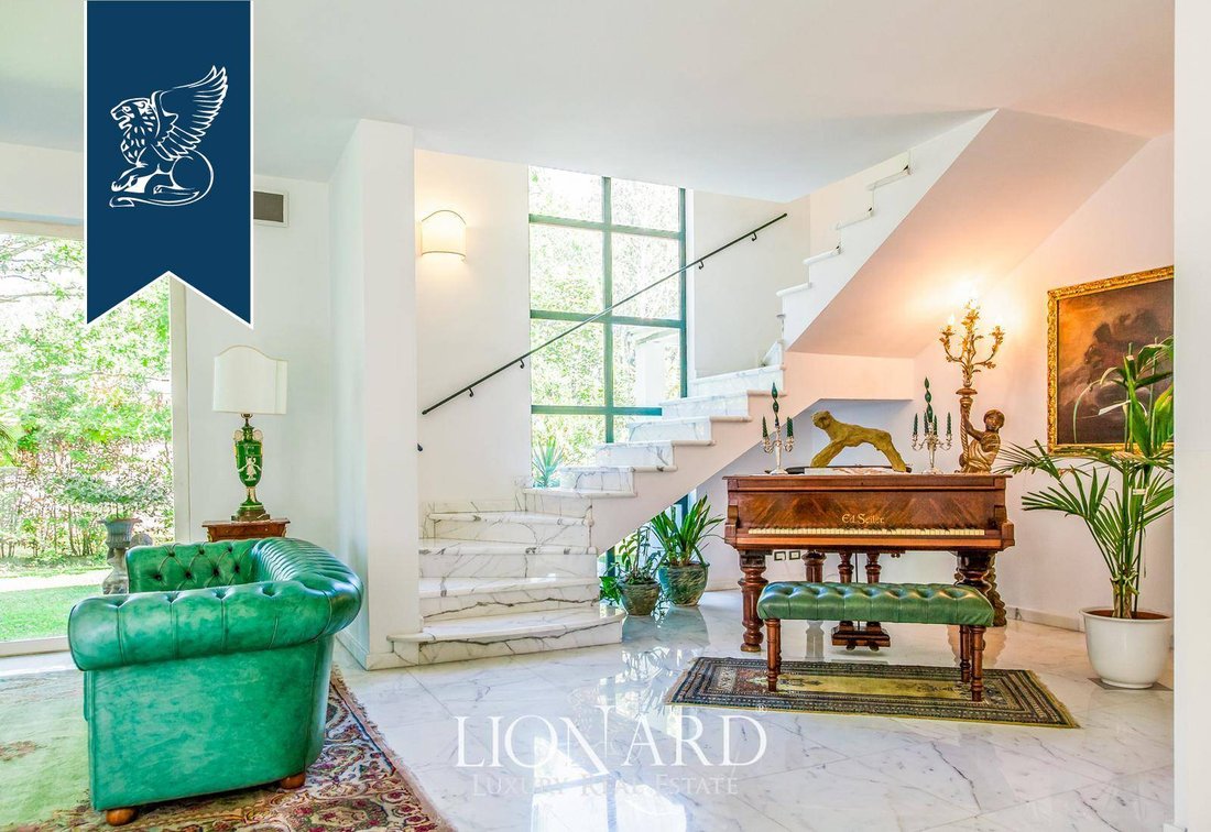 Villa in Ronchi, Massa, Italy 5 - 11865816