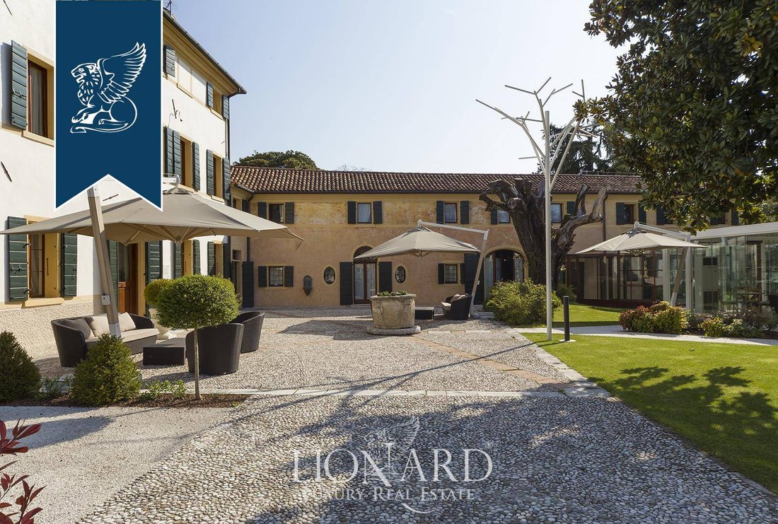 Villa in Ponzano, Veneto, Italy 4 - 10918238