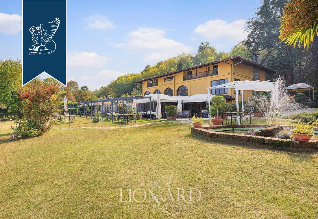 Villa in Candia Canavese, Piedmont, Italy 4 - 12444118