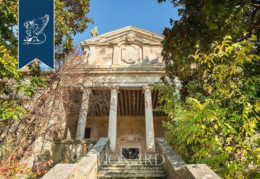 Villa in Longare, Veneto, Italy 4 - 12488918