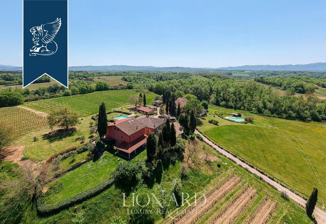 Villa in Terranuova Bracciolini, Tuscany, Italy 1 - 11480425