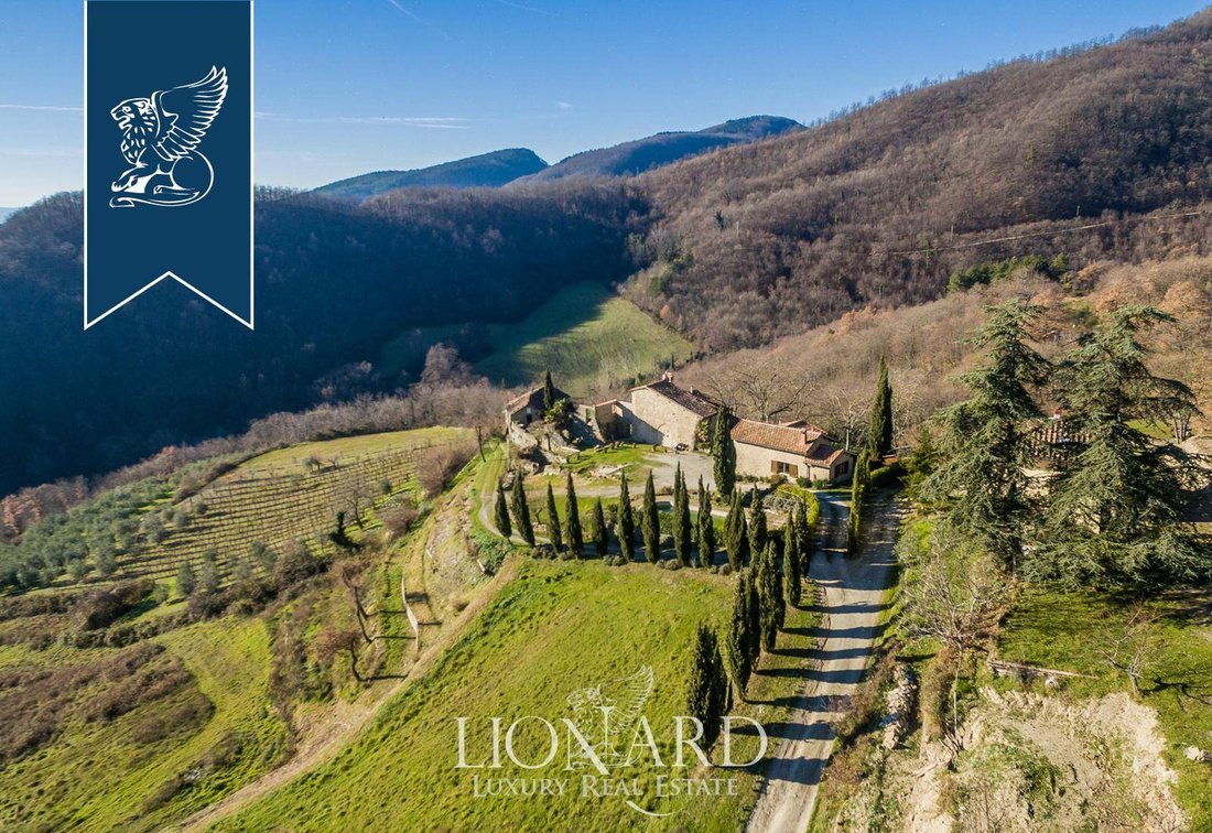 House in Scarperia e San Piero, Tuscany, Italy 5 - 10918201