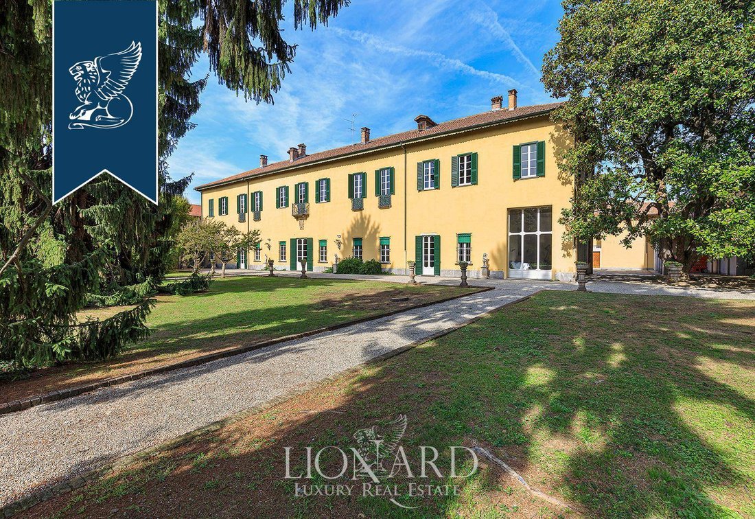Villa in Paderno Dugnano, Lombardy, Italy 5 - 12444151