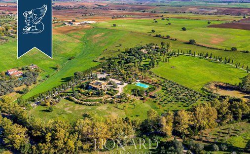 Villa in Montalto di Castro, Lazio, Italy 1