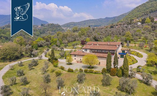 Villa in Salò, Lombardei, Italien 1