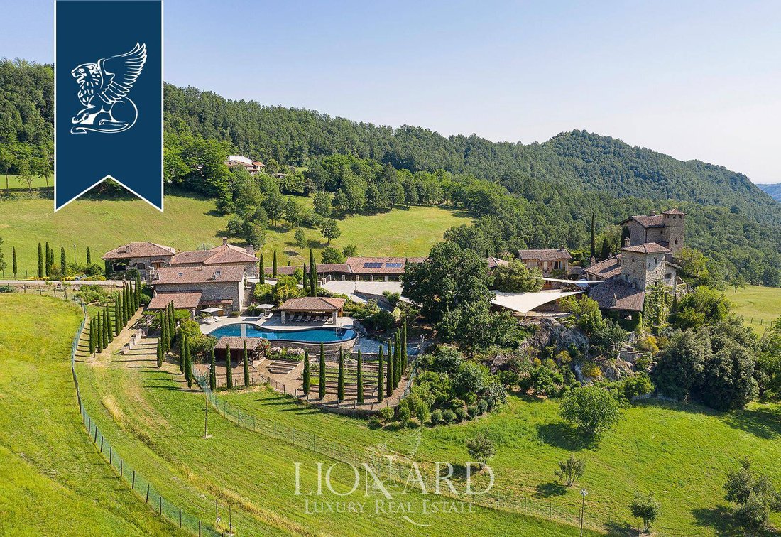 La Corona di Val Nure: A Timeless Hamlet Where Stone Whispers to Sky