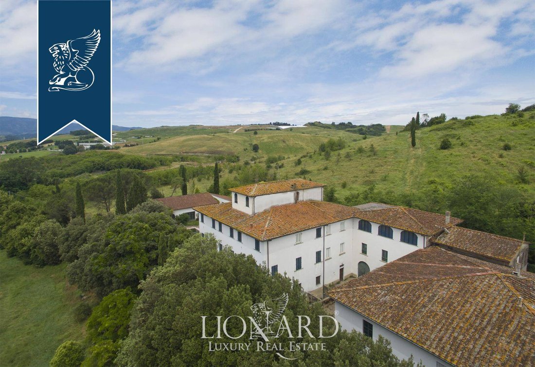 Villa in Terranuova Bracciolini, Tuscany, Italy 4 - 10918562
