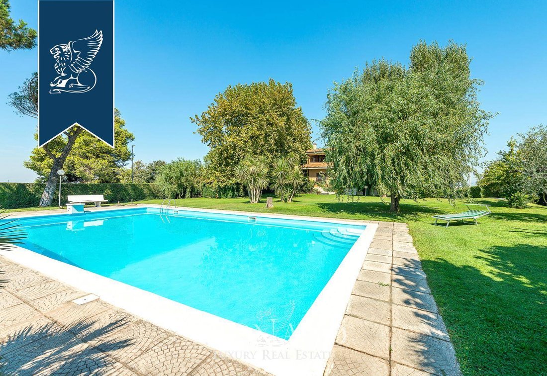 Villa in Trigoria - Castel di Leva, Rome, Lazio 1 - 11657986