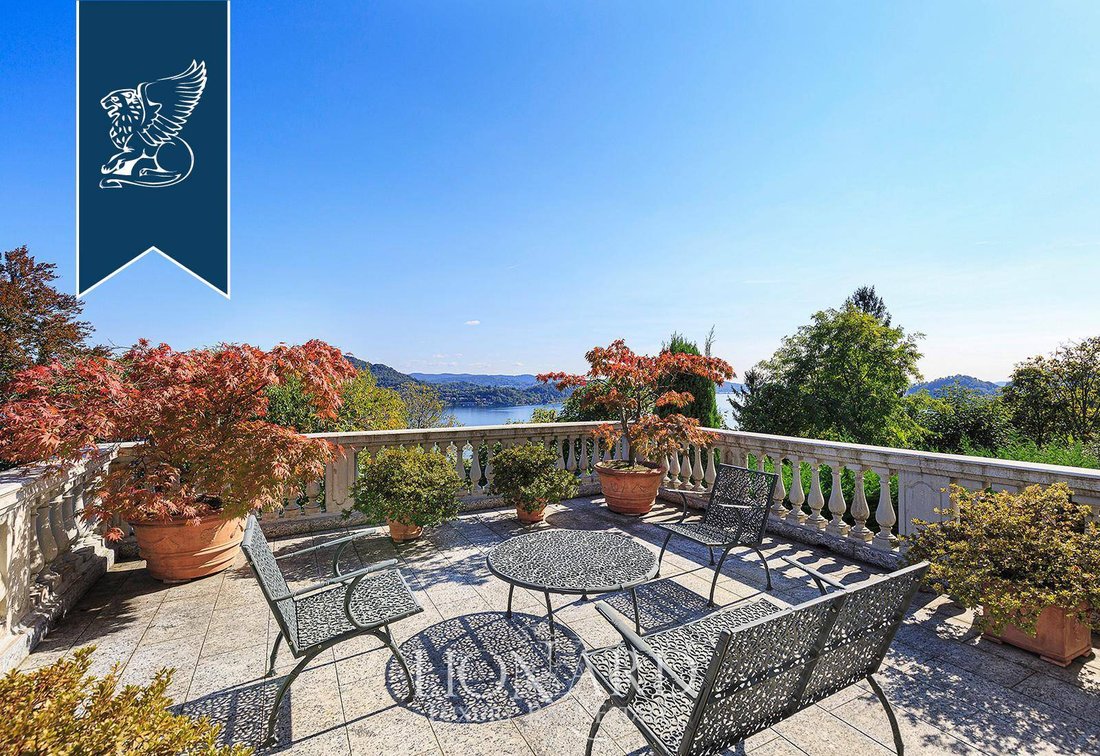 Villa in Arona, Piedmont, Italy 4 - 11719419