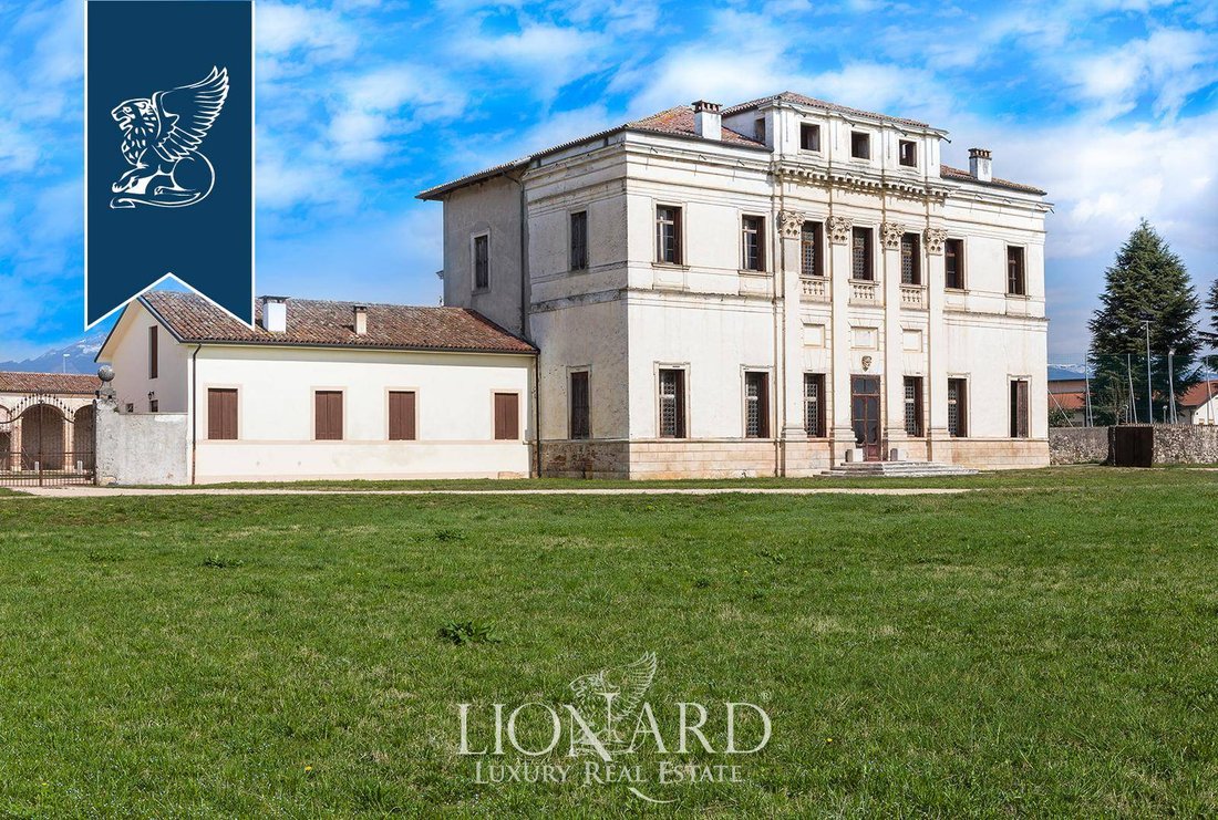Villa in Malo, Veneto, Italy 1 - 10919260