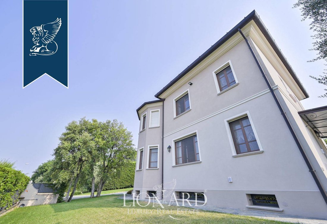 Villa in Erbusco, Lombardy, Italy 4 - 10918909