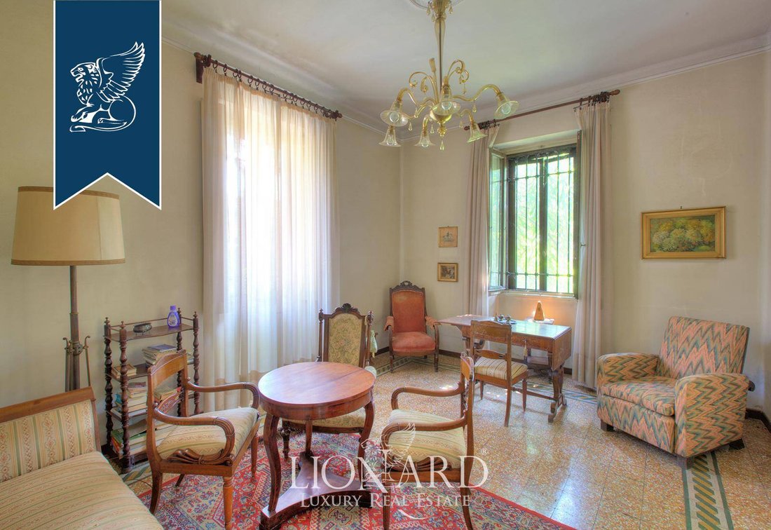 Villa in Castiglione delle Stiviere, Lombardy, Italy 2 - 10918575