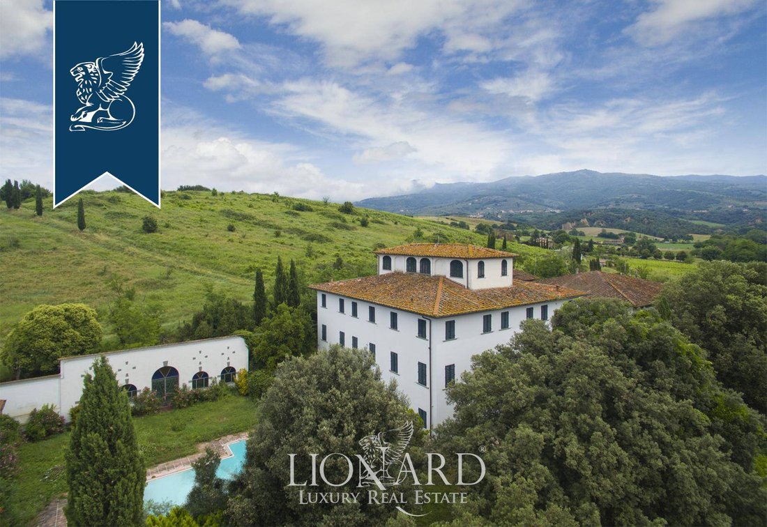 Villa in Terranuova Bracciolini, Tuscany, Italy 2 - 10918562