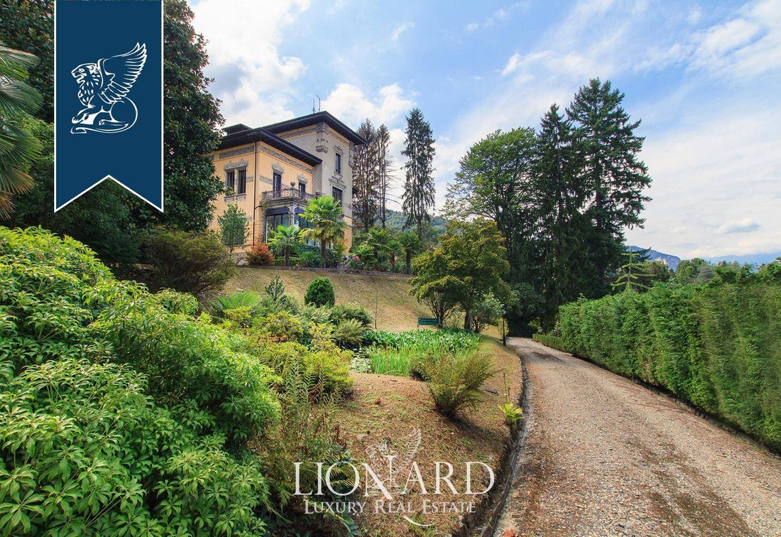 Villa in Stresa, Piedmont, Italy 1 - 10918963
