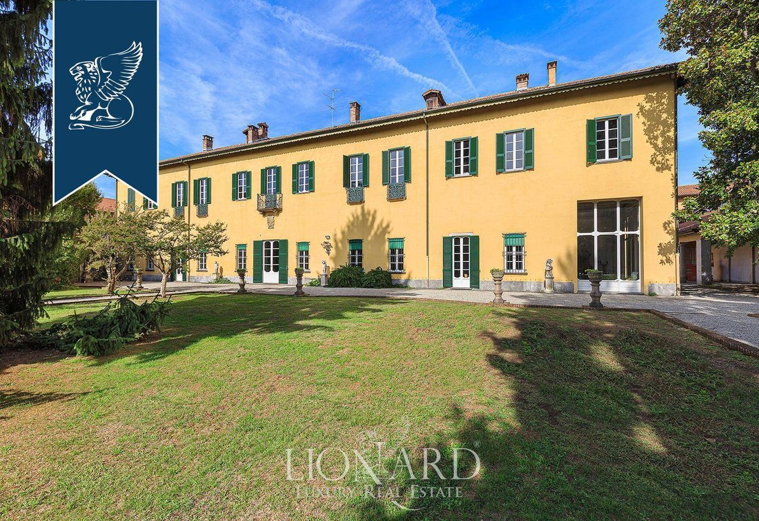Villa in Paderno Dugnano, Lombardy, Italy 4 - 12444151