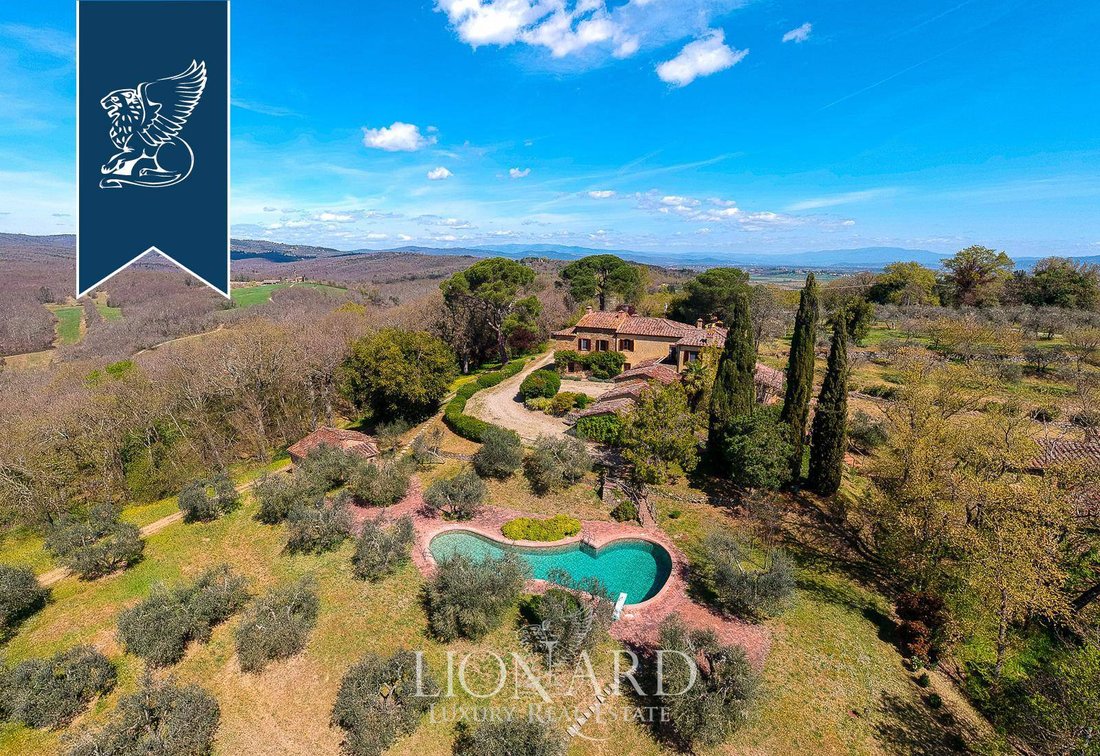 Villa in Lucignano, Tuscany, Italy 2 - 11452386