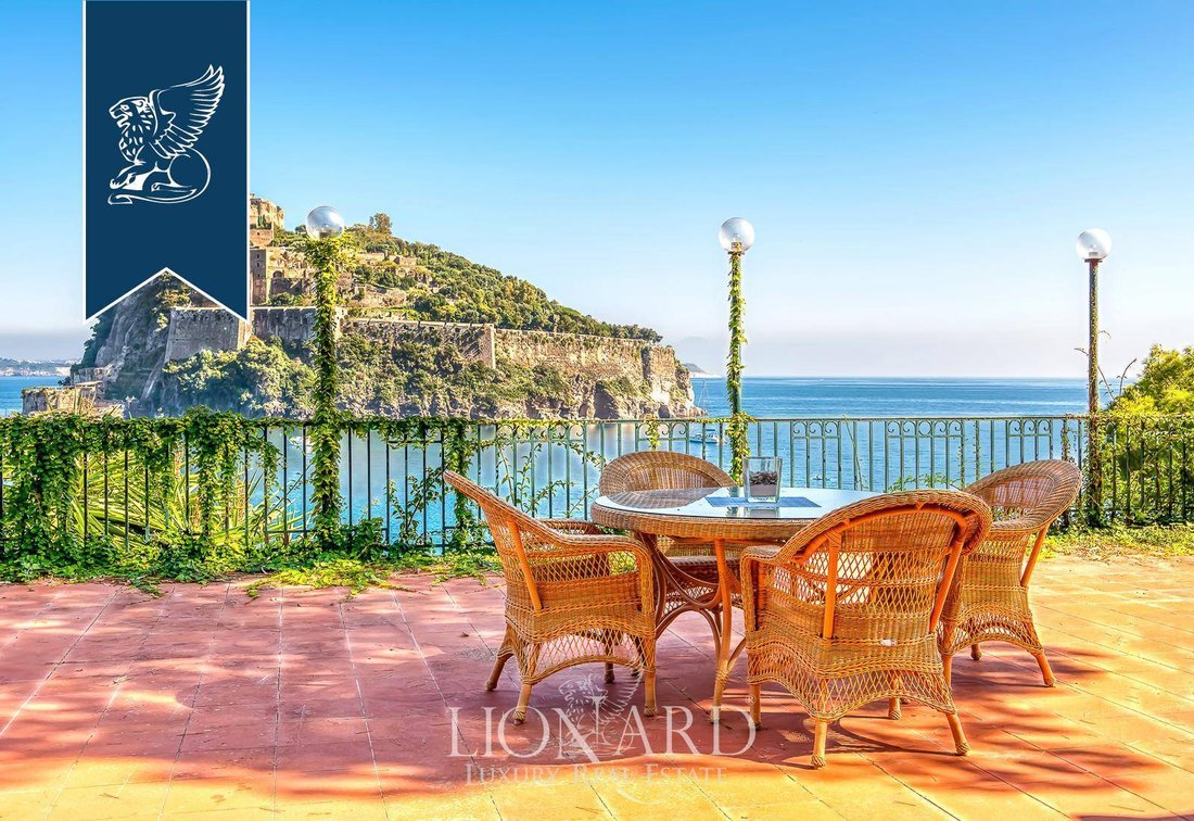 Villa in Ischia, Campania, Italy 2 - 12421676