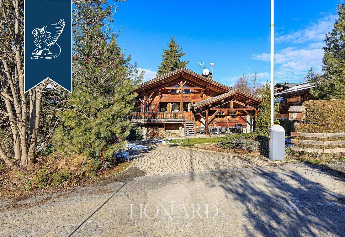Villa in Courmayeur, Aosta Valley / Vallée d'Aoste, Italy 3 - 12598359