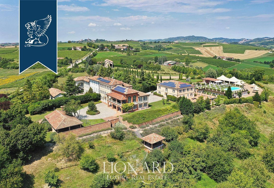 Villa in Vignale Monferrato, Piedmont, Italy 1 - 11127344