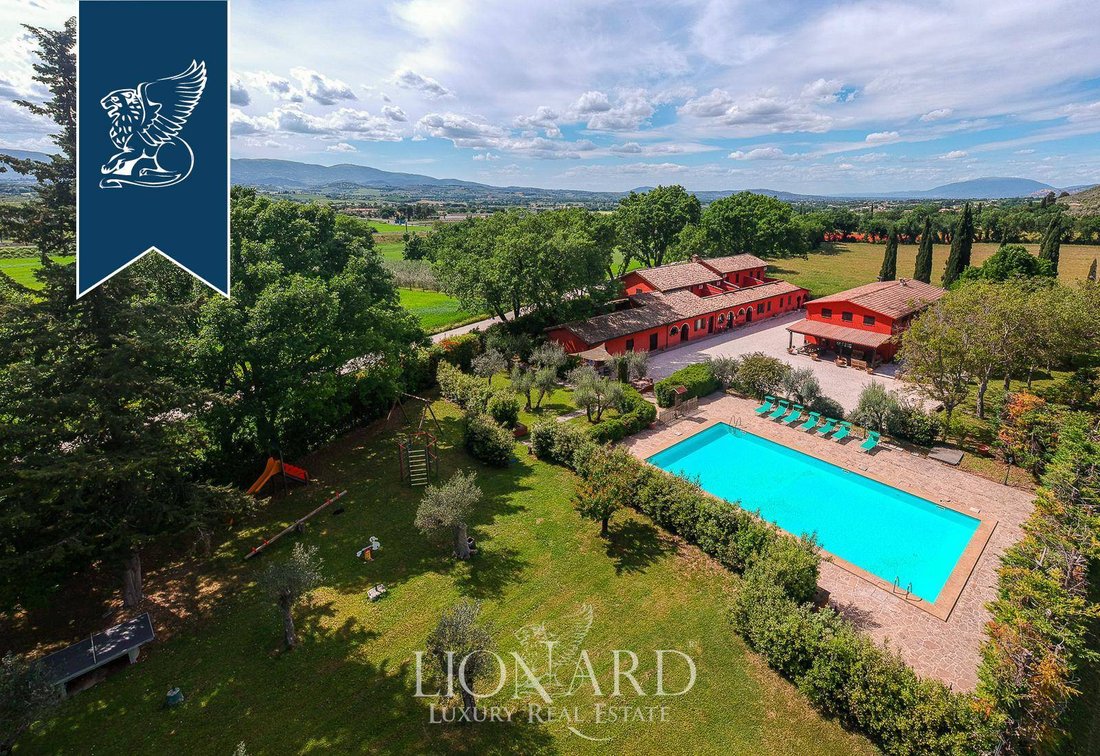 Villa in Spoleto, Umbria, Italy 1 - 11559354