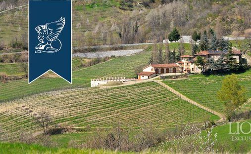 House in Cremolino, Piedmont, Italy 1