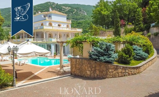 Villa a Subiaco, Lazio, Italia 1