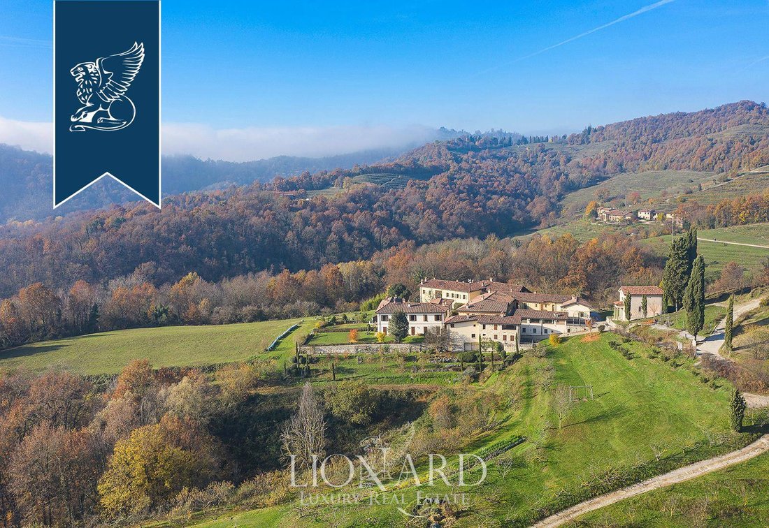 Villa in Sirtori, Lombardy, Italy 2 - 11795873