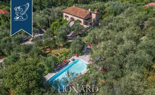 Villa in Camaiore, Tuscany, Italy 1