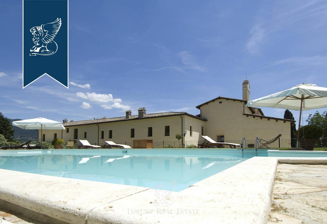 Villa in Massa Martana, Umbria, Italy 3 - 10919240