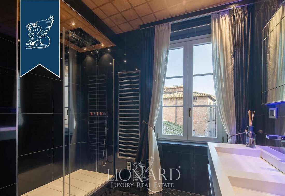 Apartment in Historic Center, Siena, Tuscany 3 - 12649089
