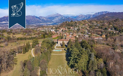 Villa in Sirtori, Lombardy, Italy 1