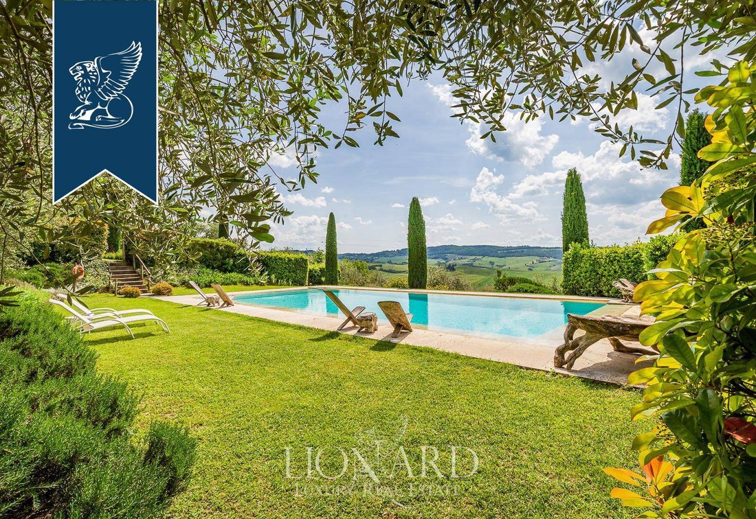 Villa in Montepulciano, Tuscany, Italy 2 - 13000581