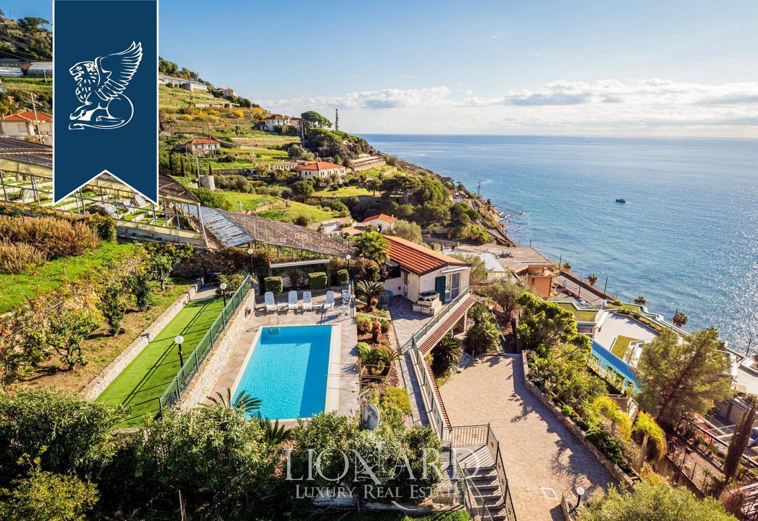 Villa in Bussana Vecchia, Sanremo, Liguria 2 - 12519857