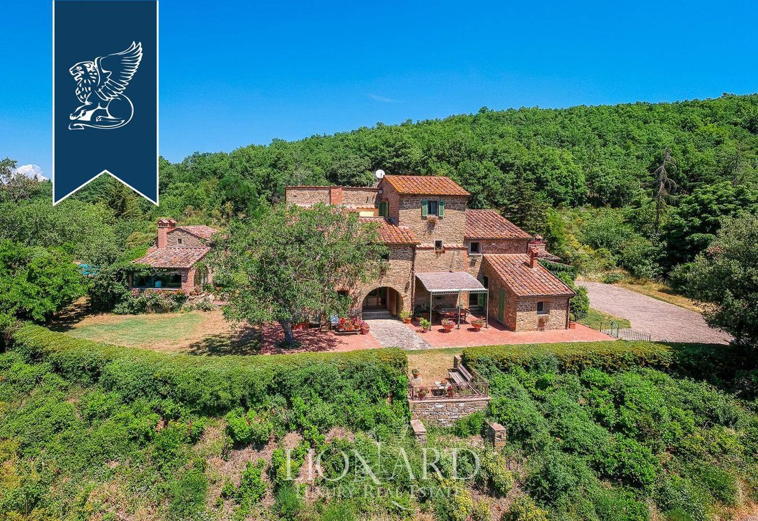 Villa in Giovi-Puglia-Catona, Arezzo, Tuscany 1 - 12184425