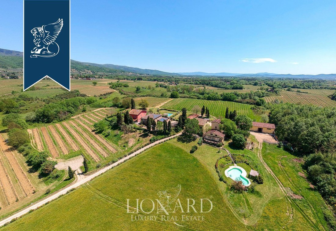 Villa in Terranuova Bracciolini, Tuscany, Italy 2 - 11480425