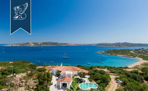 Villa à Palau, Sardaigne, Italie 1