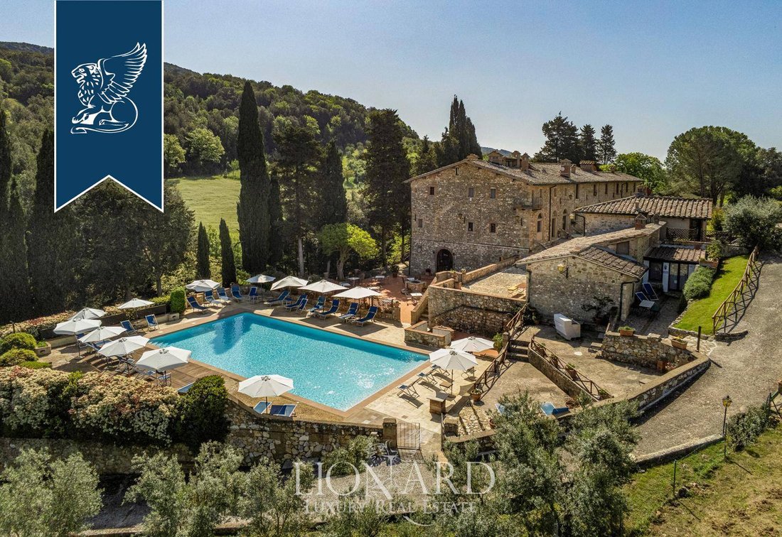 Villa in Sovicille, Tuscany, Italy 1 - 12895245