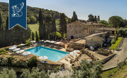 Villa in Sovicille, Tuscany, Italy 1