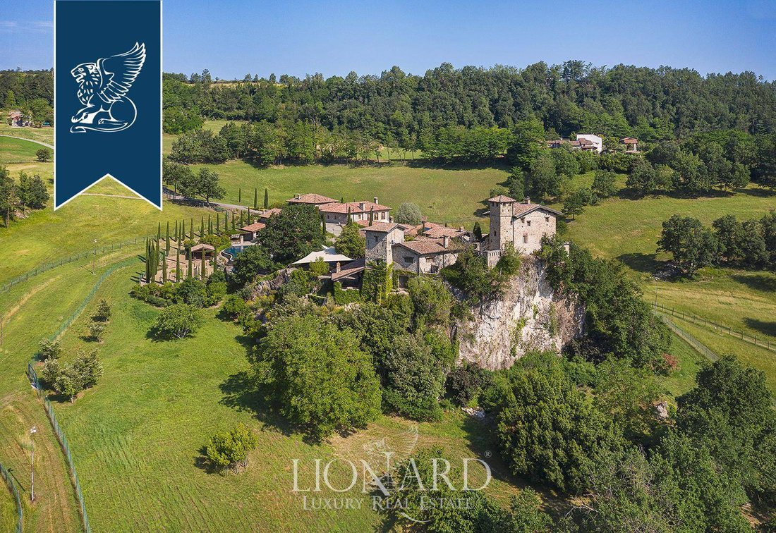 La Corona di Val Nure: A Timeless Hamlet Where Stone Whispers to Sky