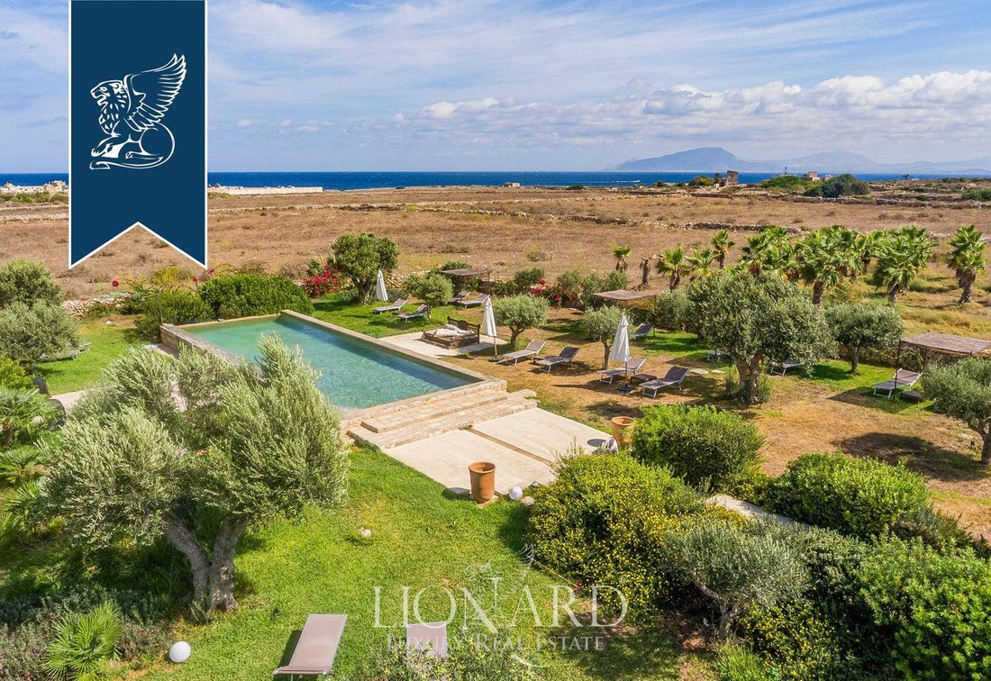 Villa in Favignana Island, Sicily, Italy 5 - 12381905
