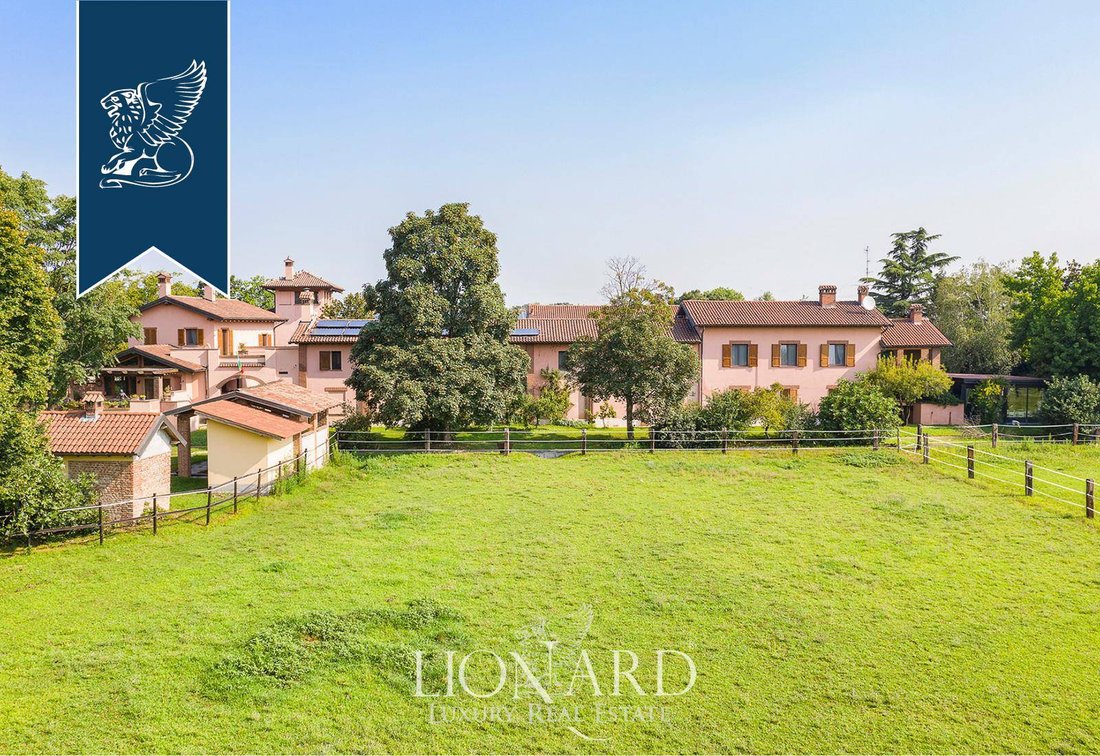 Villa in Arluno, Lombardy, Italy 2 - 11150400