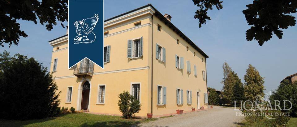 Villa in Castelfranco Emilia, Emilia-Romagna, Italy 5 - 10919397