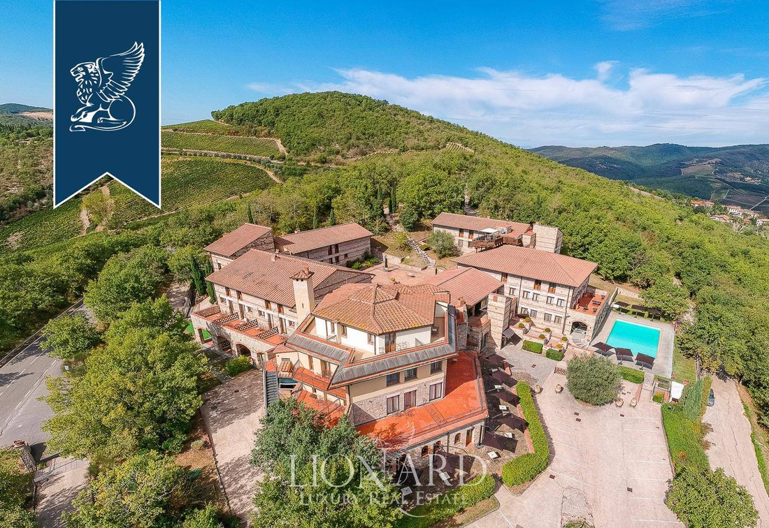 Villa in Gaiole in Chianti, Tuscany, Italy 5 - 11686324