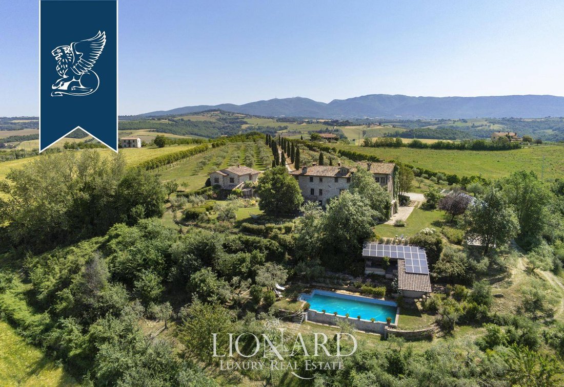House in Todi, Umbria, Italy 4 - 11127353