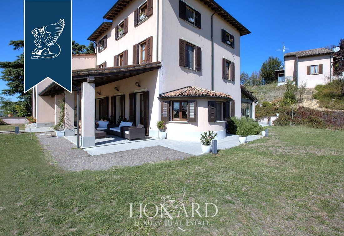 Villa in Stradella, Lombardy, Italy 5 - 10918791