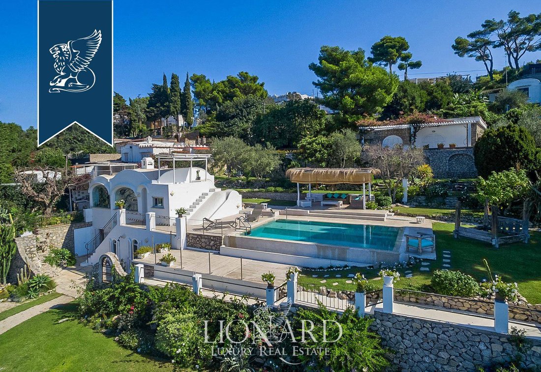 Villa in Anacapri, Campania, Italy 2 - 10918822
