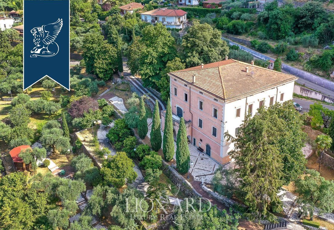 Villa in Esperia, Lazio, Italy 2 - 12196232